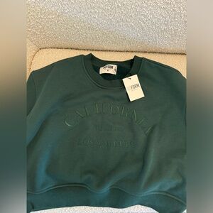 NWT Green cropped LA sweatshirt